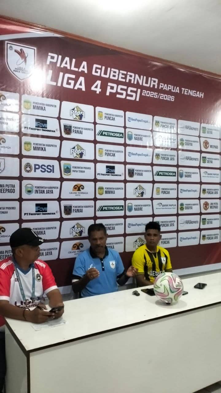 Ilustrasi berita Mimika: Amankan Tiket Semifinal, Persemi Target Kalahkan Persipuja Puncak Jaya, Eduard Ivakdalam Rotasi Pemain