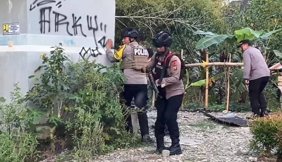 Ilustrasi berita Mimika: Dua Kubu di Kwamki Narama Terlibat Saling Serang, 9 Korban Panah Dilarikan ke RSUD Mimika