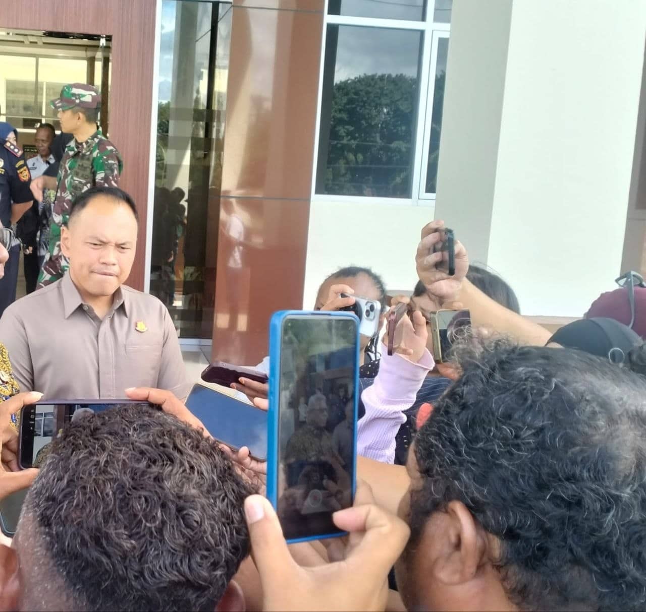 Ilustrasi berita Mimika: Kejari Mimika Naikkan Kasus Dugaan Korupsi Proyek Lahan Rp 22,5 Miliar ke Tahap Penyidikan