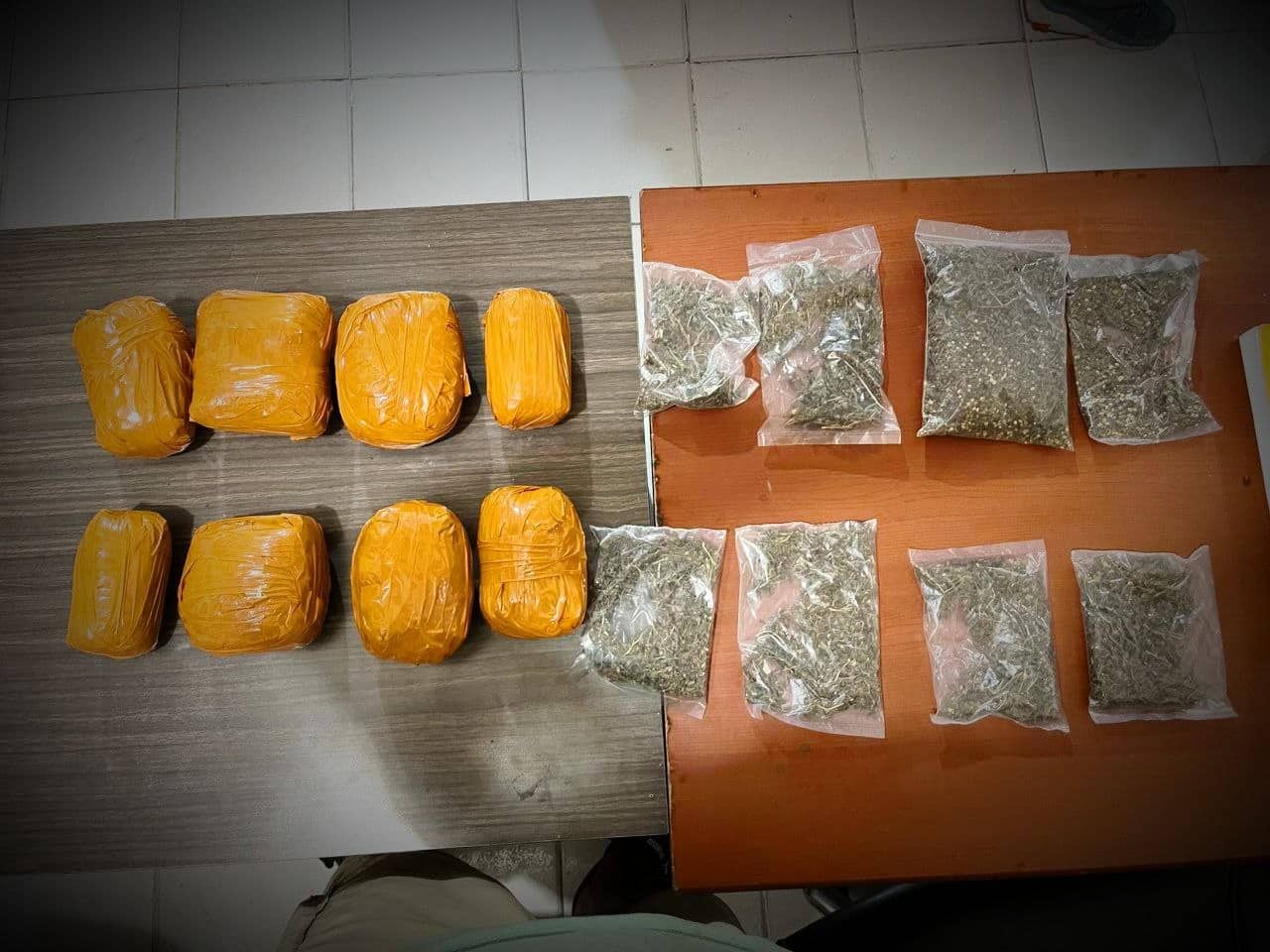 Ilustrasi berita Opini: Warga Papua Nugini Diciduk Polisi di Jayapura, Edarkan Ganja 1,5 Kilogram di Rumah Kos Waena