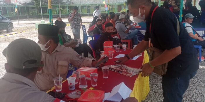 Panitia dan Peserta Muskab KKJB saat melakukan registrasi.
