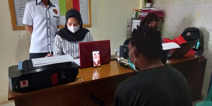 Pemeriksaan salah satu tersangka